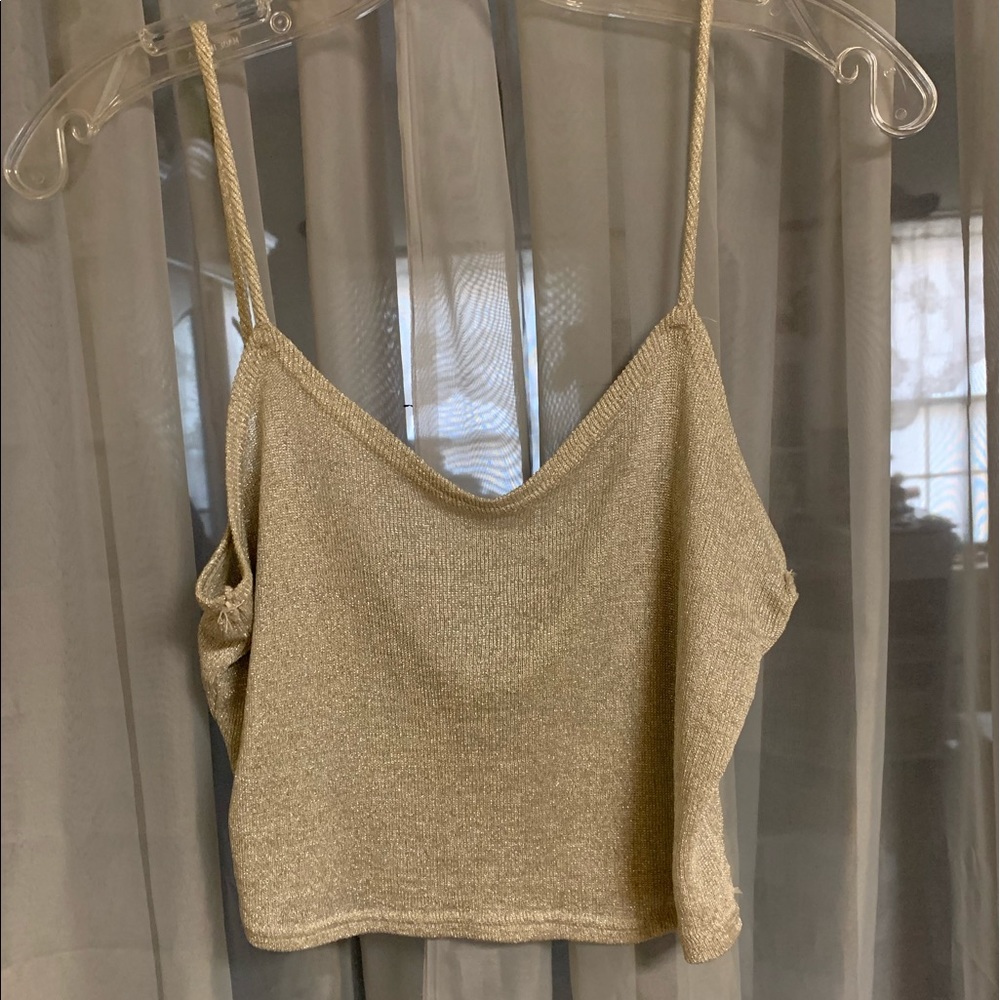 Cropped top